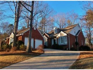 3335 Arbor Walk Dr, Gainesville, GA 30506-1652