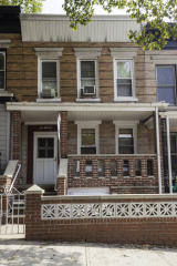 655 19th St, Brooklyn, NY 11218-1047