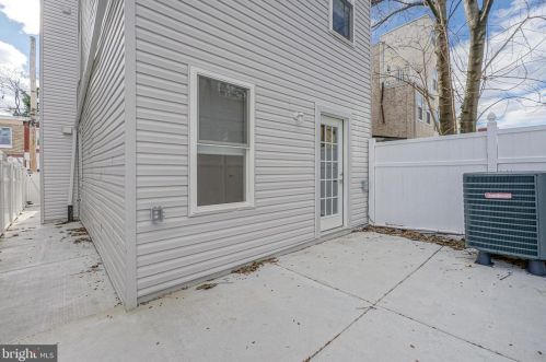 1735 Federal St, Philadelphia PA 19146-3015 exterior