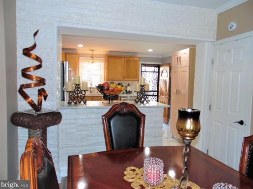 2449 Camac St, Philadelphia PA 19148-4311 exterior