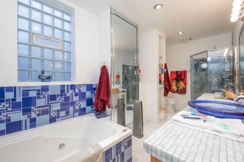 1442 Kedzie Ave, Chicago IL 60629-3532 exterior