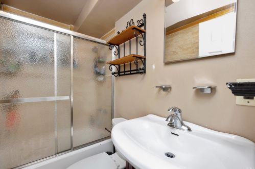 164 Belmont Ave, Babylon NY  11704-5229 exterior