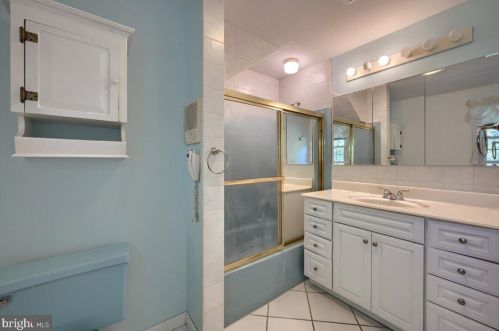 752 Nyes Rd, Hummelstown PA 17036-8688 exterior