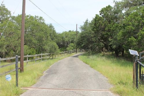 2055 Rdg Crk Ln, Spring Branch TX 78163-2871 exterior