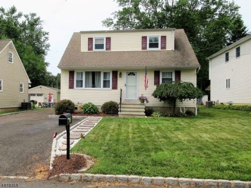 90 Linden St, Bridgewater, NJ 08807-2729