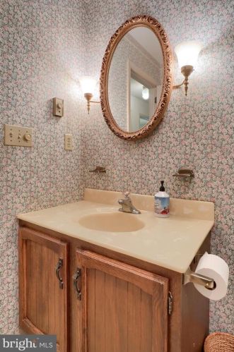 154 Amsterdam Rd, Lancaster PA 17603-9719 exterior