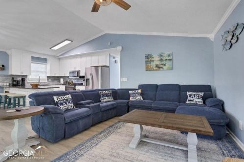 6970 Diana Cir, Gainesville GA 30506-4708 exterior