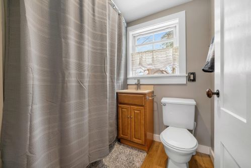 33 Washington St, Concord NH  03301-4341 exterior