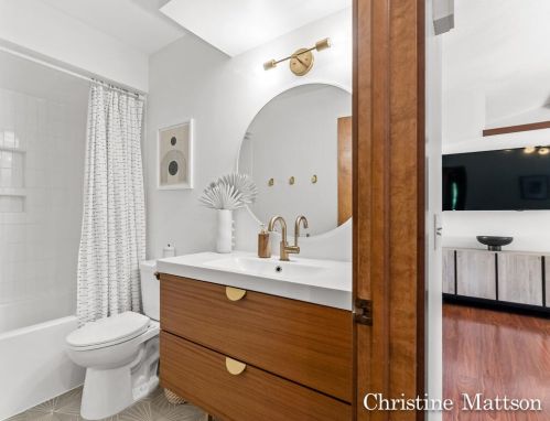 1233 Kreiser Ter, Grand Rapids MI 49506-4082 exterior