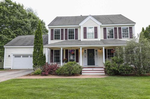 10 Godbout Dr, Concord, NH 03301-8644