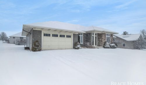 1669 Planters Row Dr, Byron Township, MI 49315-8175