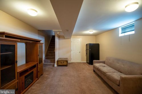 1065 Melrose Ave, Trenton NJ 08629-2507 exterior