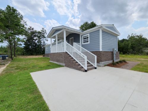 115 Rembrandt Cir, Defuniak Springs, FL 32433-4757