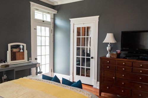 4131 Virginia Ave, Saint Louis MO 63118-4317 exterior