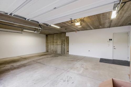 833 Reservoir Ave, Milwaukee WI 53212-3722 exterior