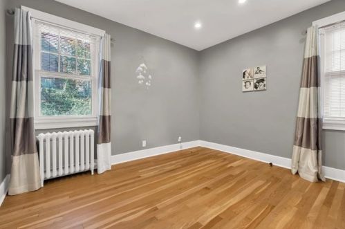 454 Dallas Ave, Pittsburgh PA 15217-1309 exterior