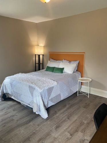 1836 Greenleaf St, Pittsburgh PA  15211-1022 exterior