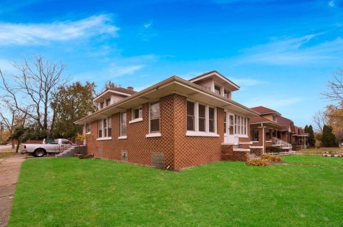 714 3 Ave, Joliet IL 60433-1918 exterior