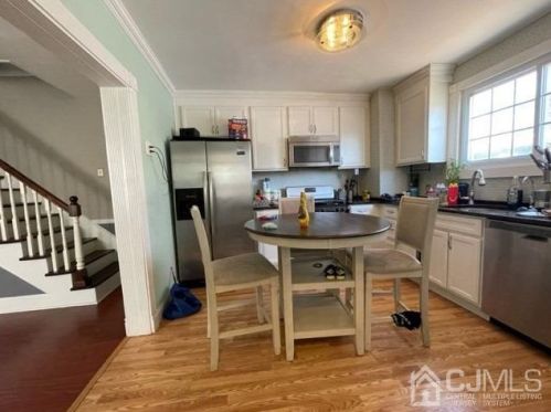 718 Convery Blvd, Perth Amboy NJ 08861-2556 exterior