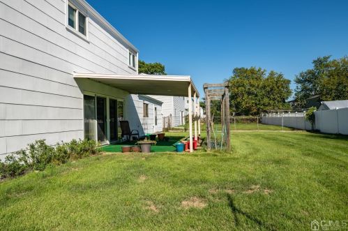 15 Sims Rd, Edison NJ 08817-3034 exterior