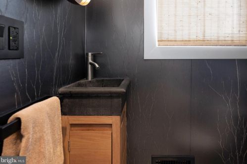 15 Madison St, Princeton NJ 08542-6917 exterior