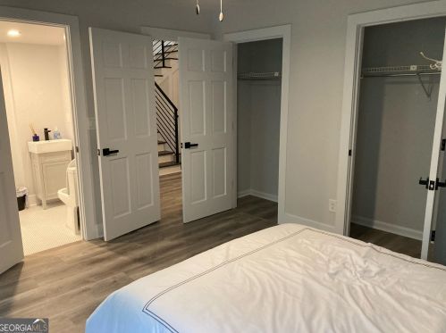 2933 Margaret Mitchell Ct, Atlanta GA 30327-1614 exterior