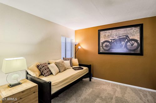 3640 60th St, Phoenix AZ 85018-6708 exterior