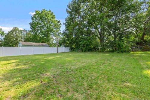 112 East St, New Britain CT  06051-3645 exterior