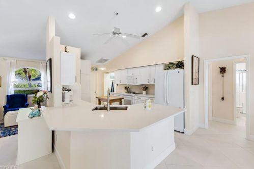 1857 Piccadilly Circus, Naples, FL 34112-3689