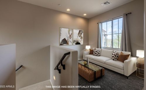 3931 Crst Ln, Phoenix AZ 85027-1602 exterior