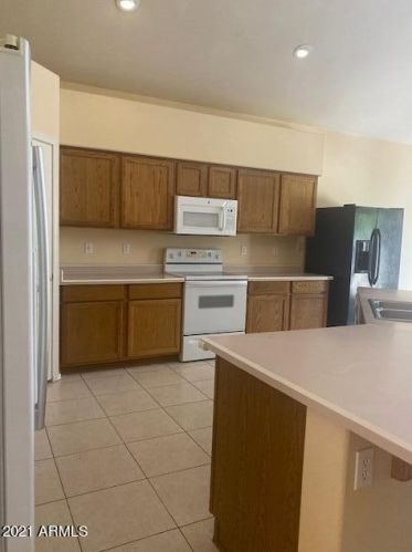 1328 Cottonwood Ln, Phoenix AZ  85048-4765 exterior