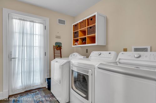 767 Ave, Point Pleasant Beach NJ 08742-5315 exterior