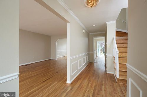 7315 Eldorado St, Mc Lean VA  22102-2904 exterior