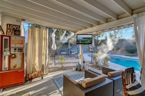 9242 34 Pl, Phoenix AZ 85028-4964 exterior