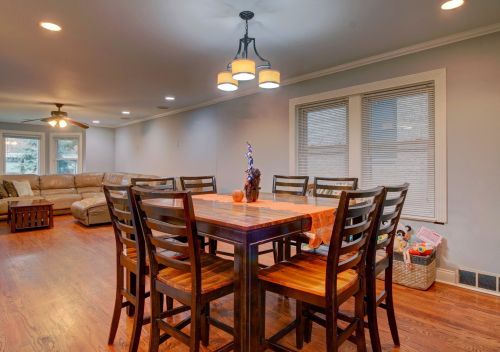 3050 Oakley Ave, Chicago IL 60636-3633 exterior