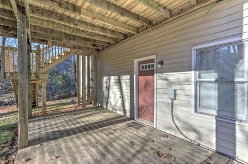 2559 Parker Trl, Gainesville GA 30506-1831 exterior