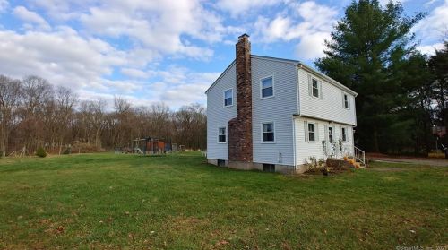 335 Mack Rd, Exeter, CT 06249-1718