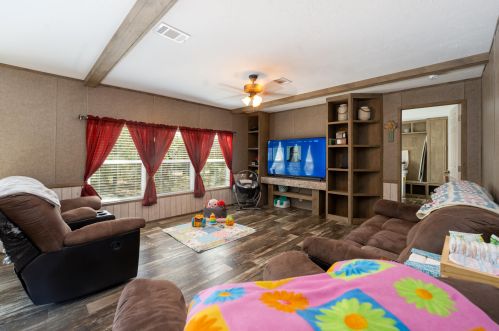 169 Beethoven Cir, Defuniak Springs FL 32433-5255 exterior