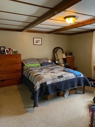 5 Amber St, Worcester MA 01602-2401 exterior