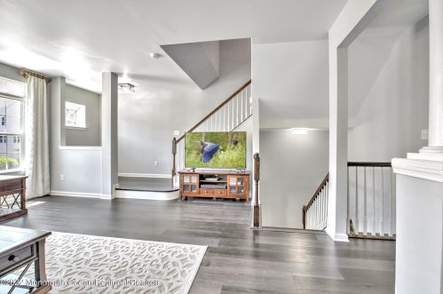 44 Pate Dr, Middletown NJ 07748-1700 exterior