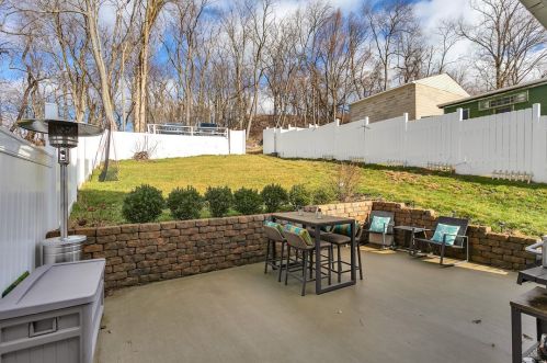 1836 Greenleaf St, Pittsburgh PA  15211-1022 exterior