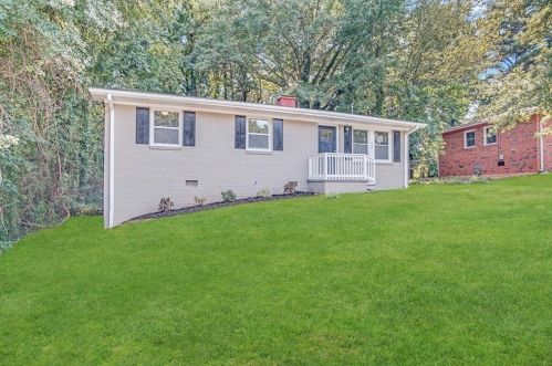 3578 Adkins Rd, Atlanta GA  30331-1448 exterior