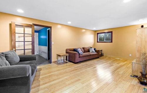 2701 13 St, Duluth MN 55806-1114 exterior