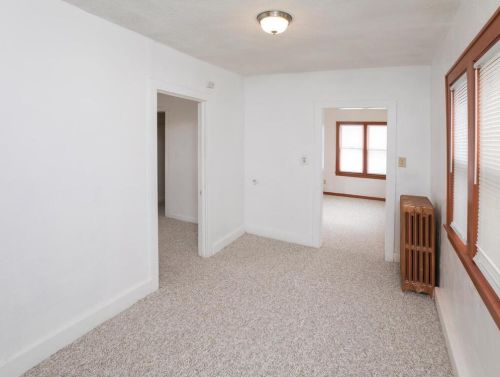 694 Desoto St, Saint Paul MN 55130-4215 exterior