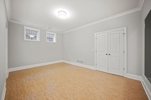 3417 Bell Ave, Chicago IL 60622-3033 exterior