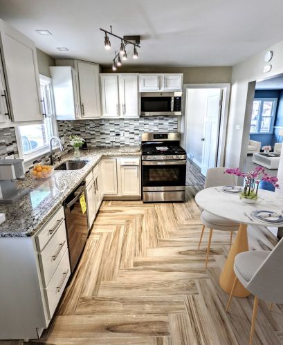 14220 Saginaw Ave, Chicago, IL 60633-2027