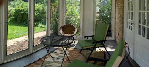 3272 Taylor Ave, Milwaukee WI  53207-2726 exterior