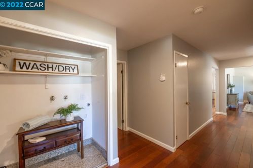 1126 Crowe Pl, Concord CA 94518-1712 exterior