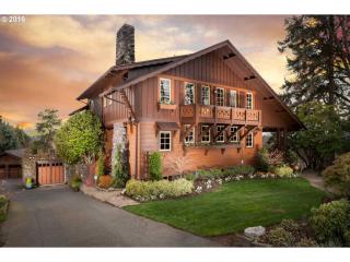 6461 Thorburn St, Portland, OR 97215-1378