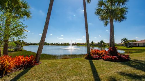 10051 Chadwick Dr, Fort Pierce FL 34987-2418 exterior